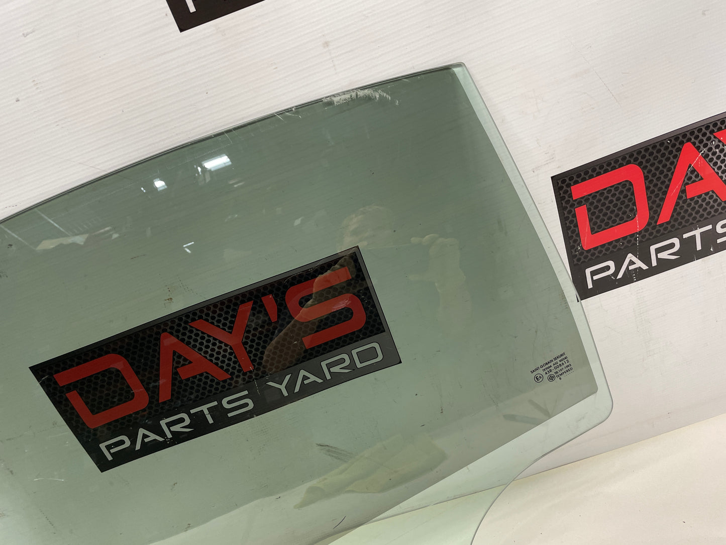 2009 Pontiac G8 GT LH Driver Rear Door Window Glass OEM - Day's Parts Yard