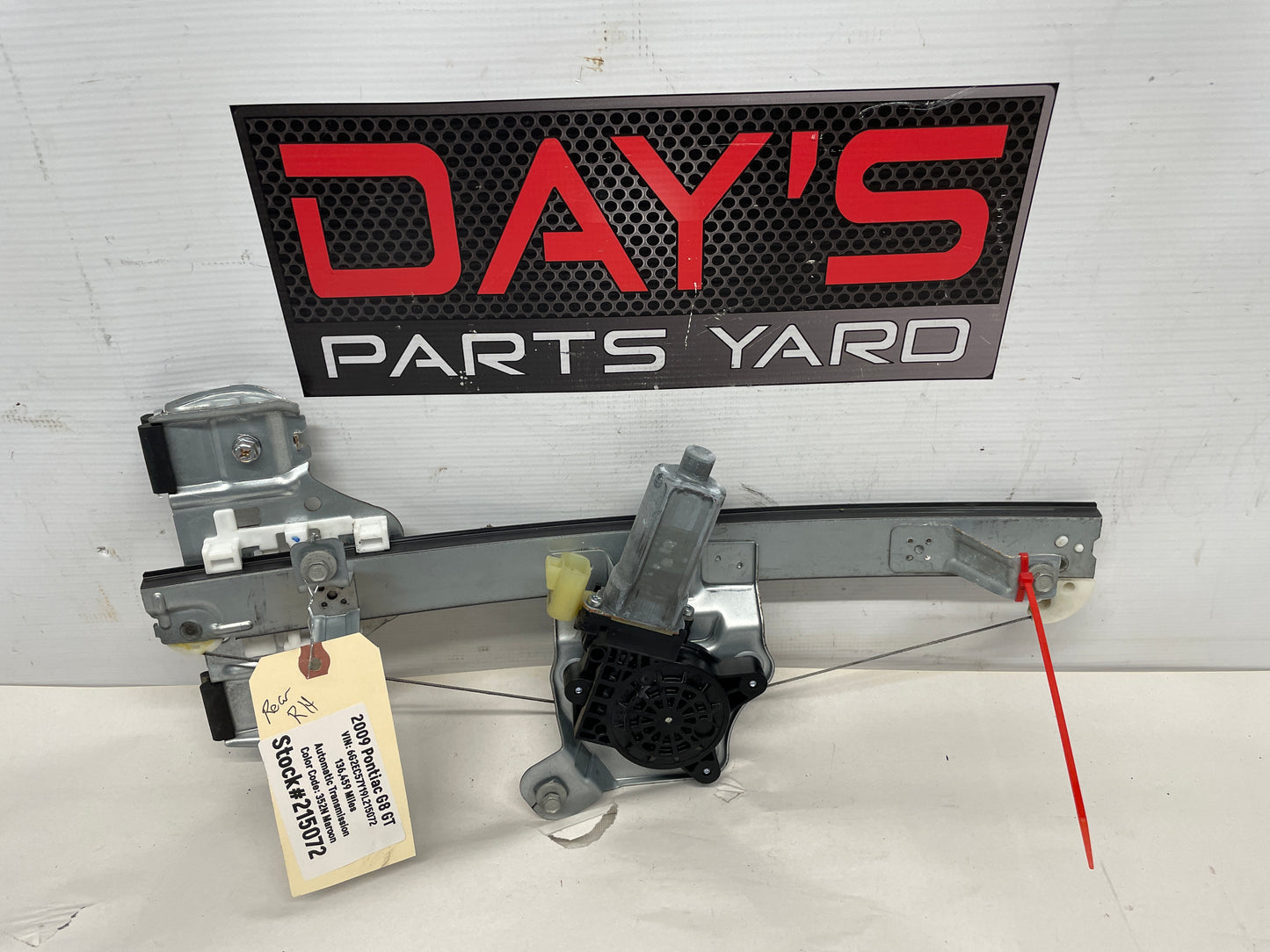 2009 Pontiac G8 GT RH Passenger Rear Door Window Regulator Motor OEM - Day's Parts Yard