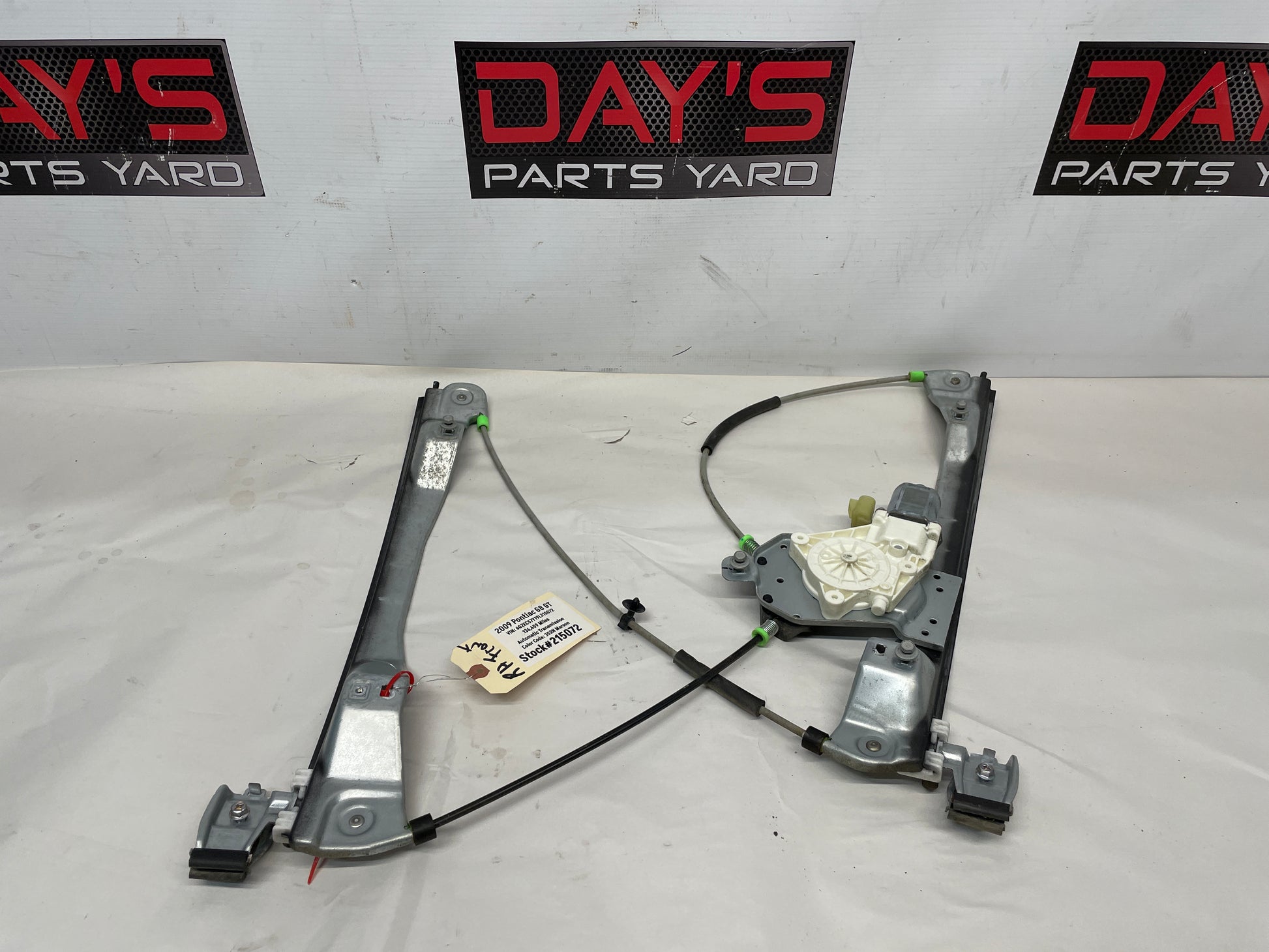 2009 Pontiac G8 GT LH Driver Front Door Window Regulator Motor OEM - Day's Parts Yard