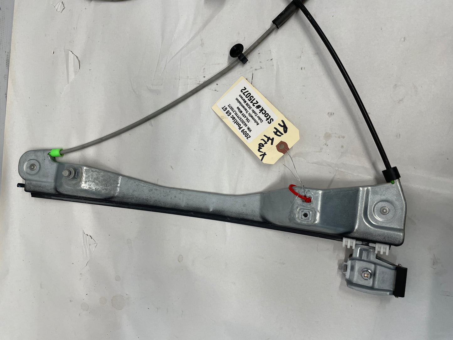 2009 Pontiac G8 GT LH Driver Front Door Window Regulator Motor OEM - Day's Parts Yard