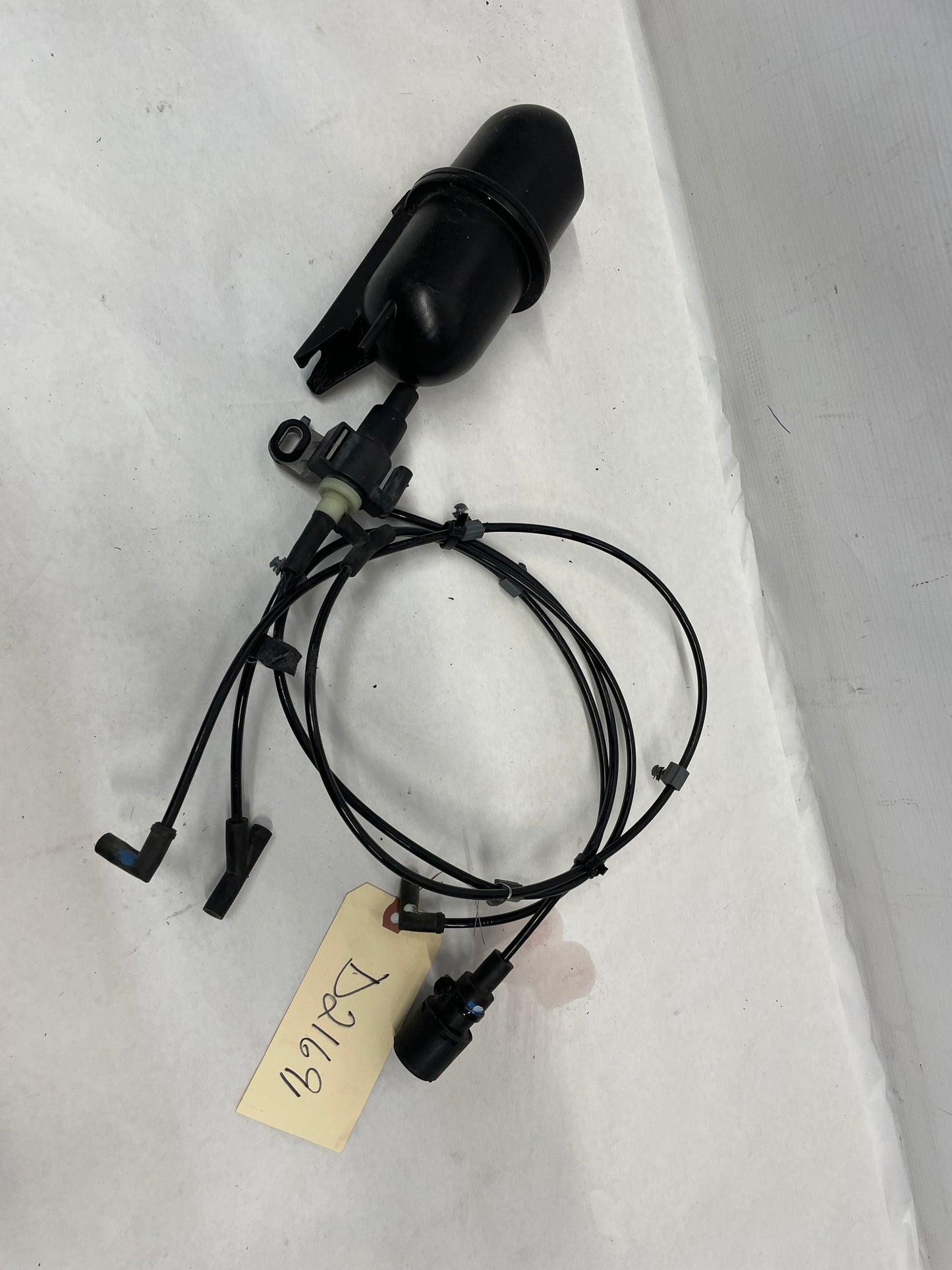 2016 Cadillac ATS-V Vacuum Engine Motor Mount Air Pump w/ Lines OEM - Day's Parts Yard