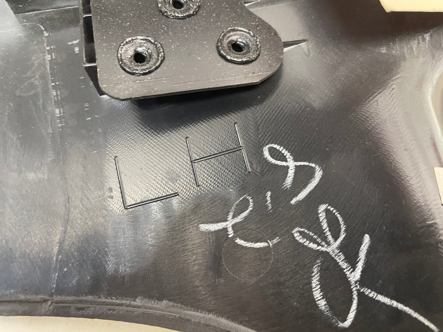 2005 Chevy C6 Corvette Convertible LH Driver Seatbelt Seat Belt Trim Cover Bezel OEM - Day's Parts Yard