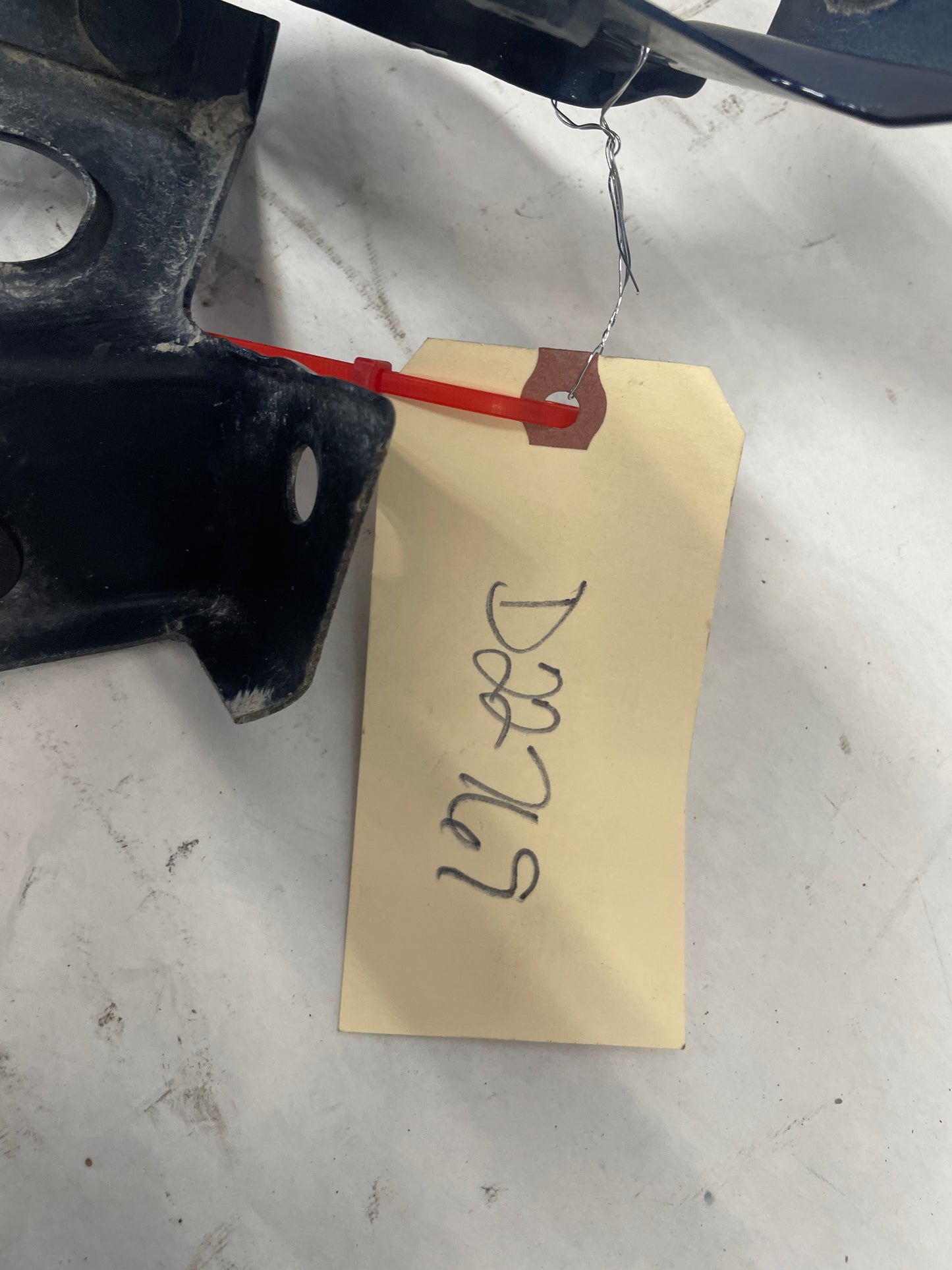 1998 Pontiac Firebird Formula RH Front Bumper Corner Support Bracket Brace Plate OEM - Day's Parts Yard