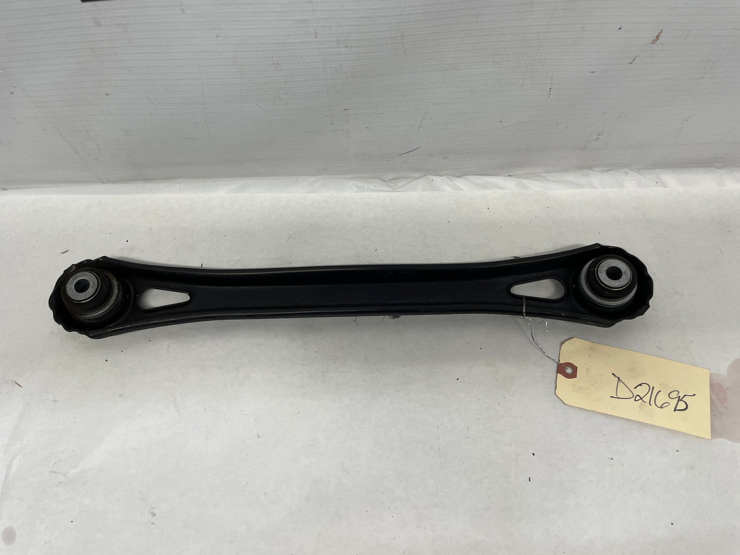 2016 Cadillac ATS-V Coupe LH Driver Rear Suspension Adjuster Control Arm OEM - Day's Parts Yard