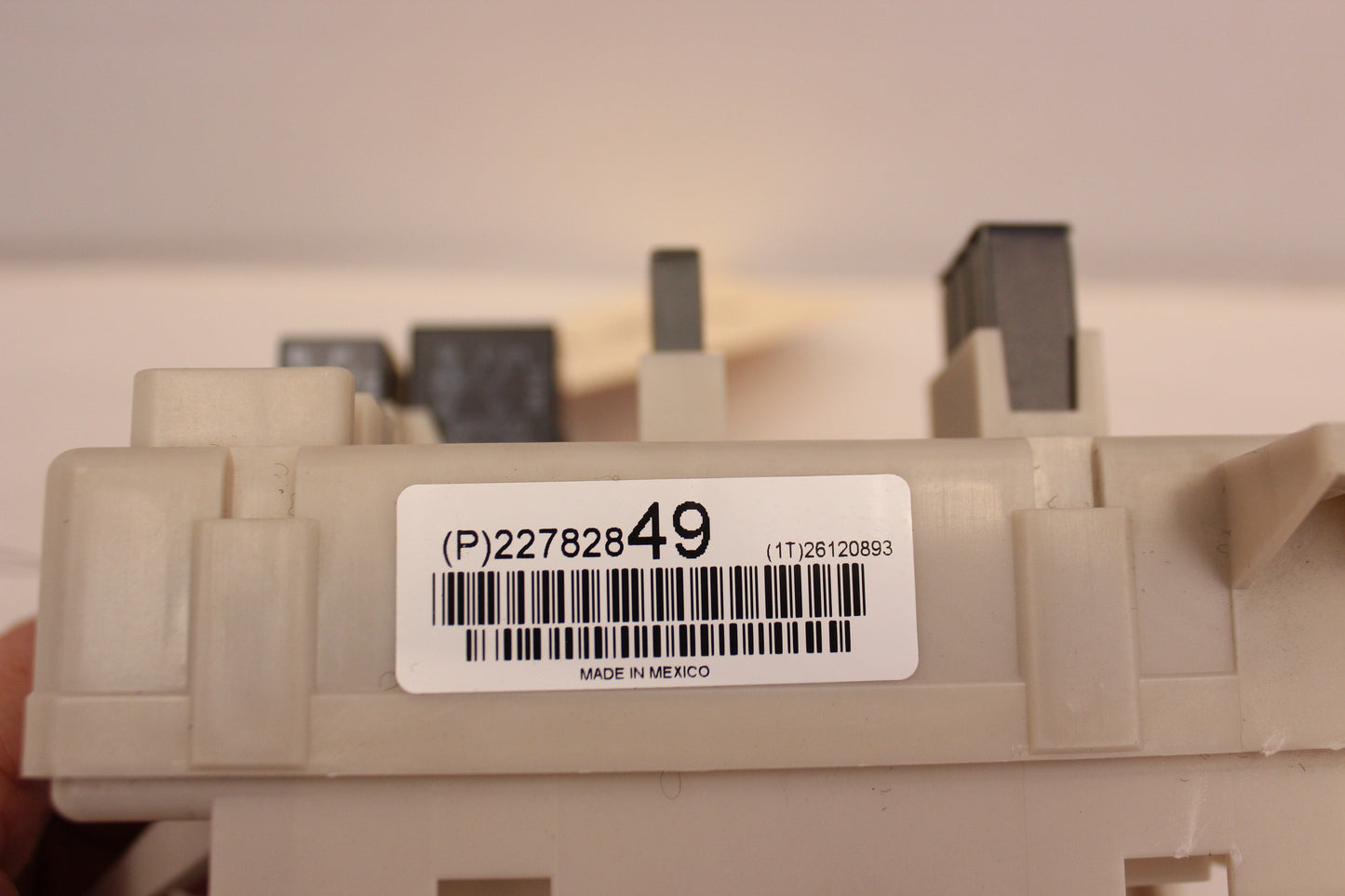 2013 Cadillac CTS-V Sedan Fuse Junction Box OEM - Day's Parts Yard