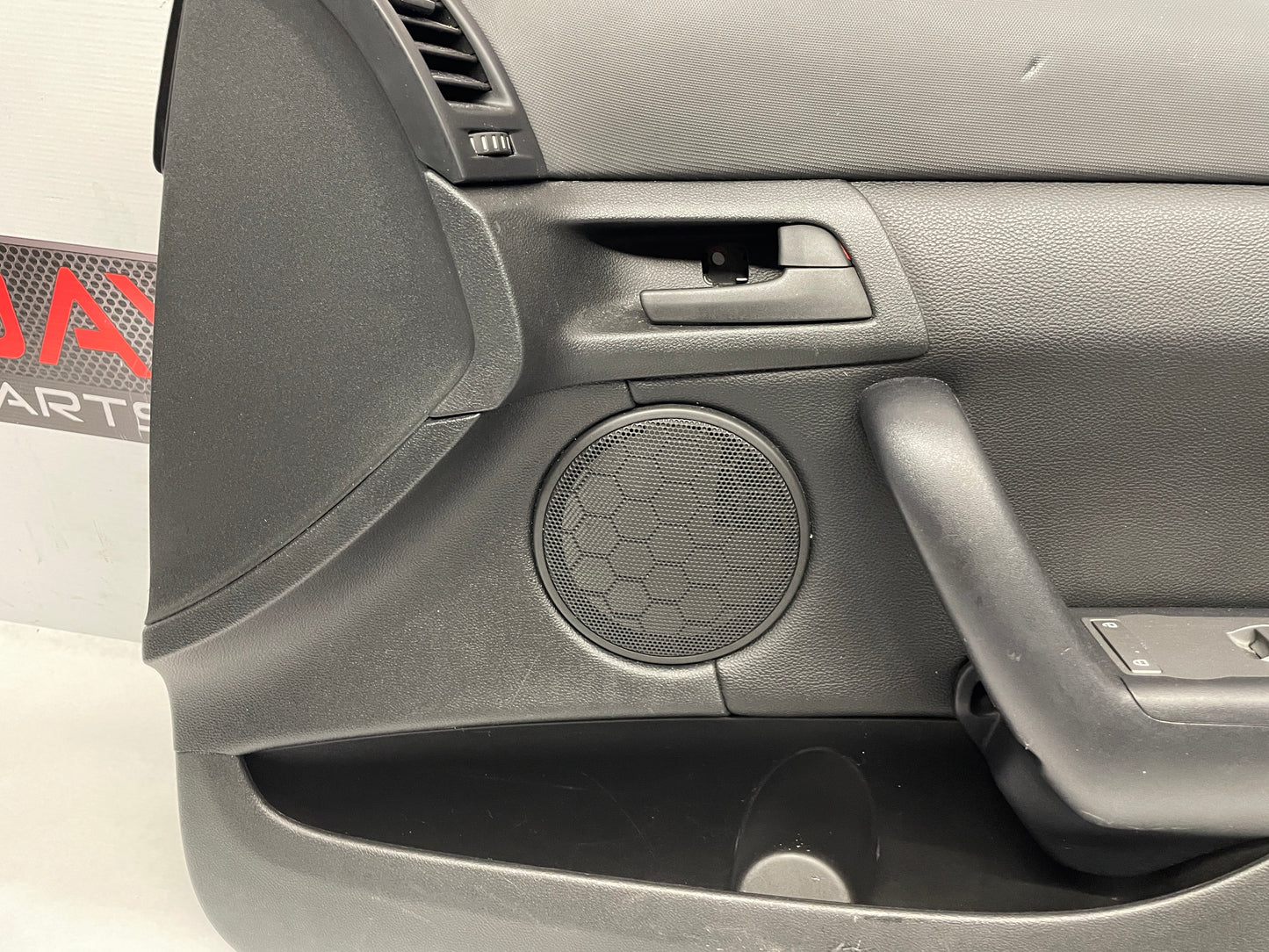 2013 Chevy Caprice PPV RH Passenger Front Interior Door Panel Trim OEM - Day's Parts Yard