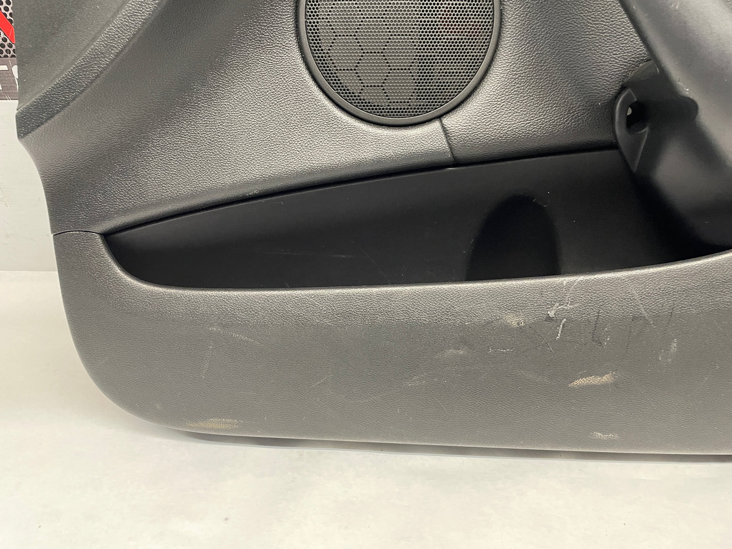 2013 Chevy Caprice PPV RH Passenger Front Interior Door Panel Trim OEM - Day's Parts Yard