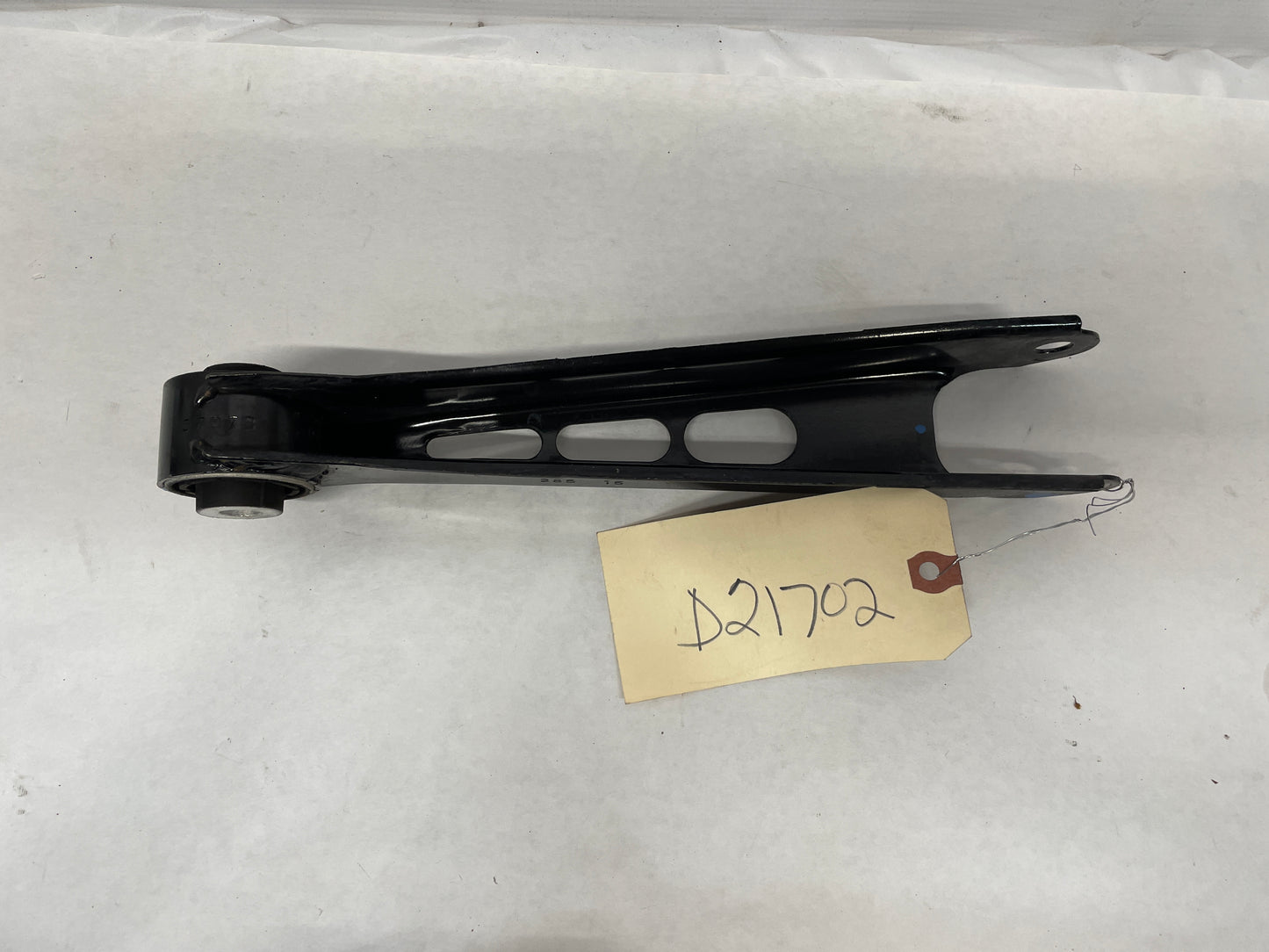 2016 Cadillac ATS-V Coupe LH Driver Rear Suspension Upper Trailing Link Arm OEM - Day's Parts Yard