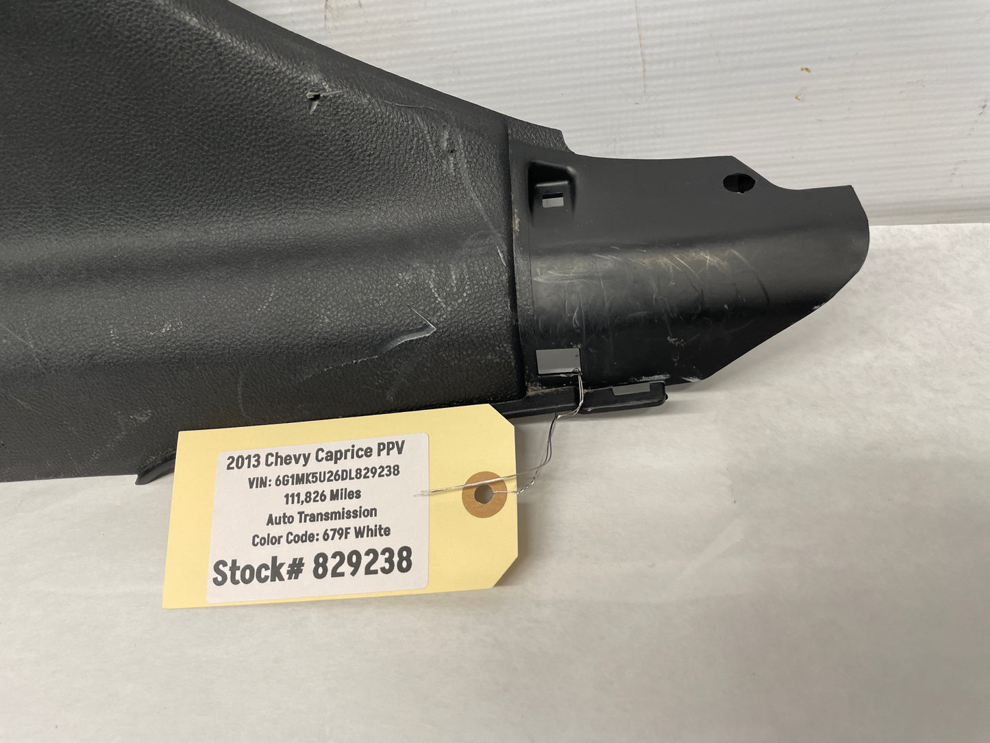 2013 Chevy Caprice PPV LH Driver Lower B Center Trim Carpet Retainer OEM - Day's Parts Yard