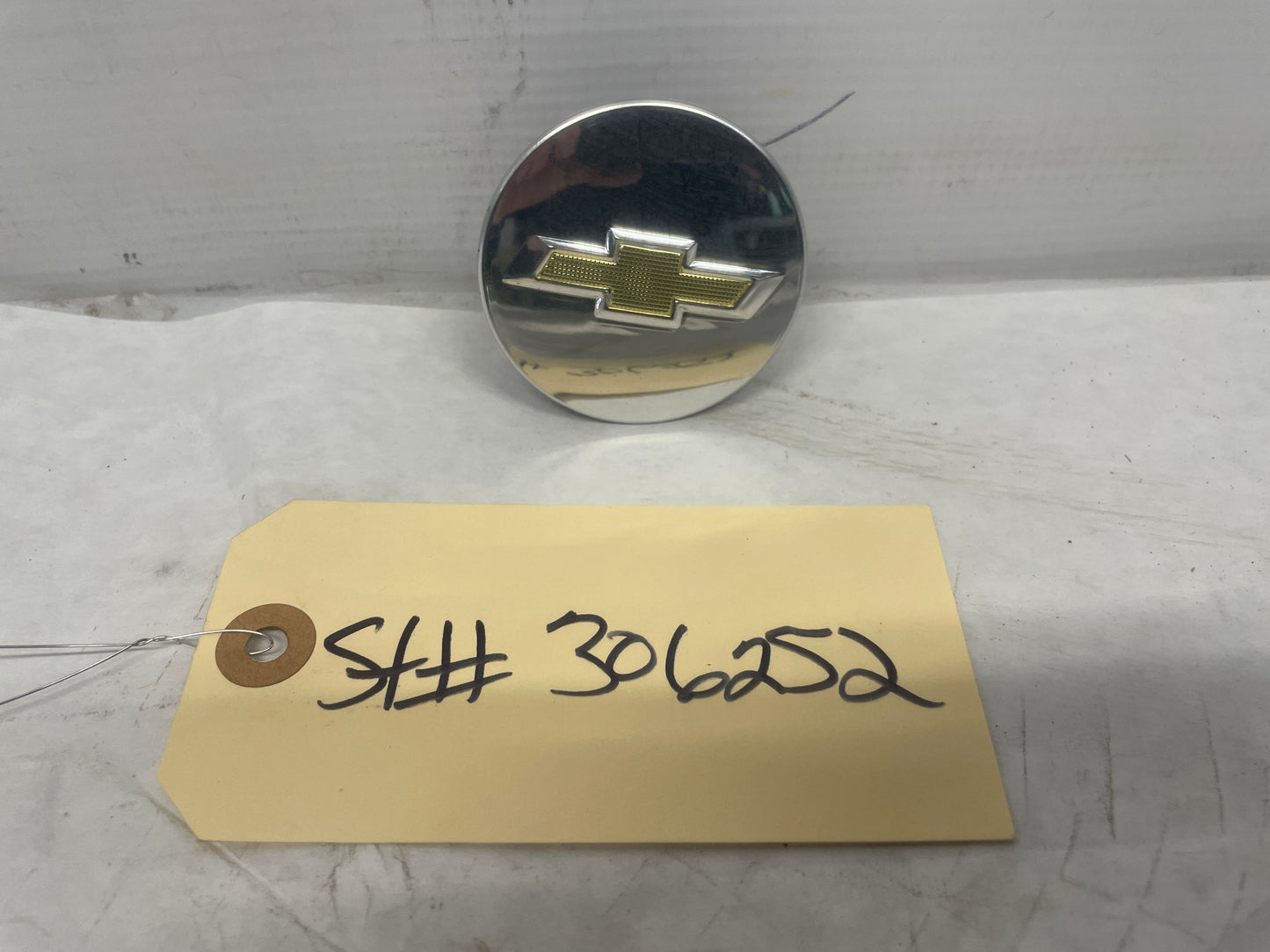 2017 Chevy SS Sedan Wheel Center Cap OEM - Day's Parts Yard