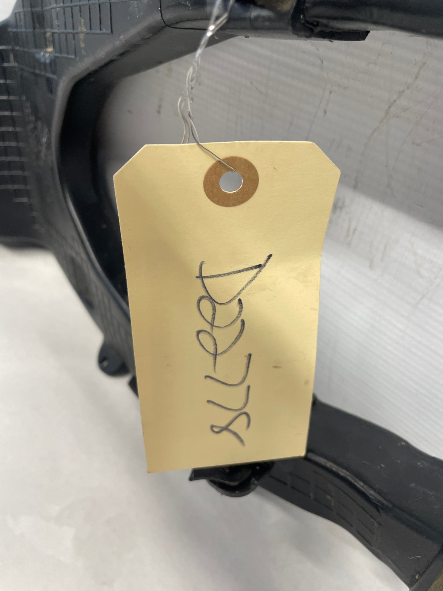 2009 Pontiac G8 A/C Heater HVAC Rear Floor Console Air Vent Duct OEM - Day's Parts Yard
