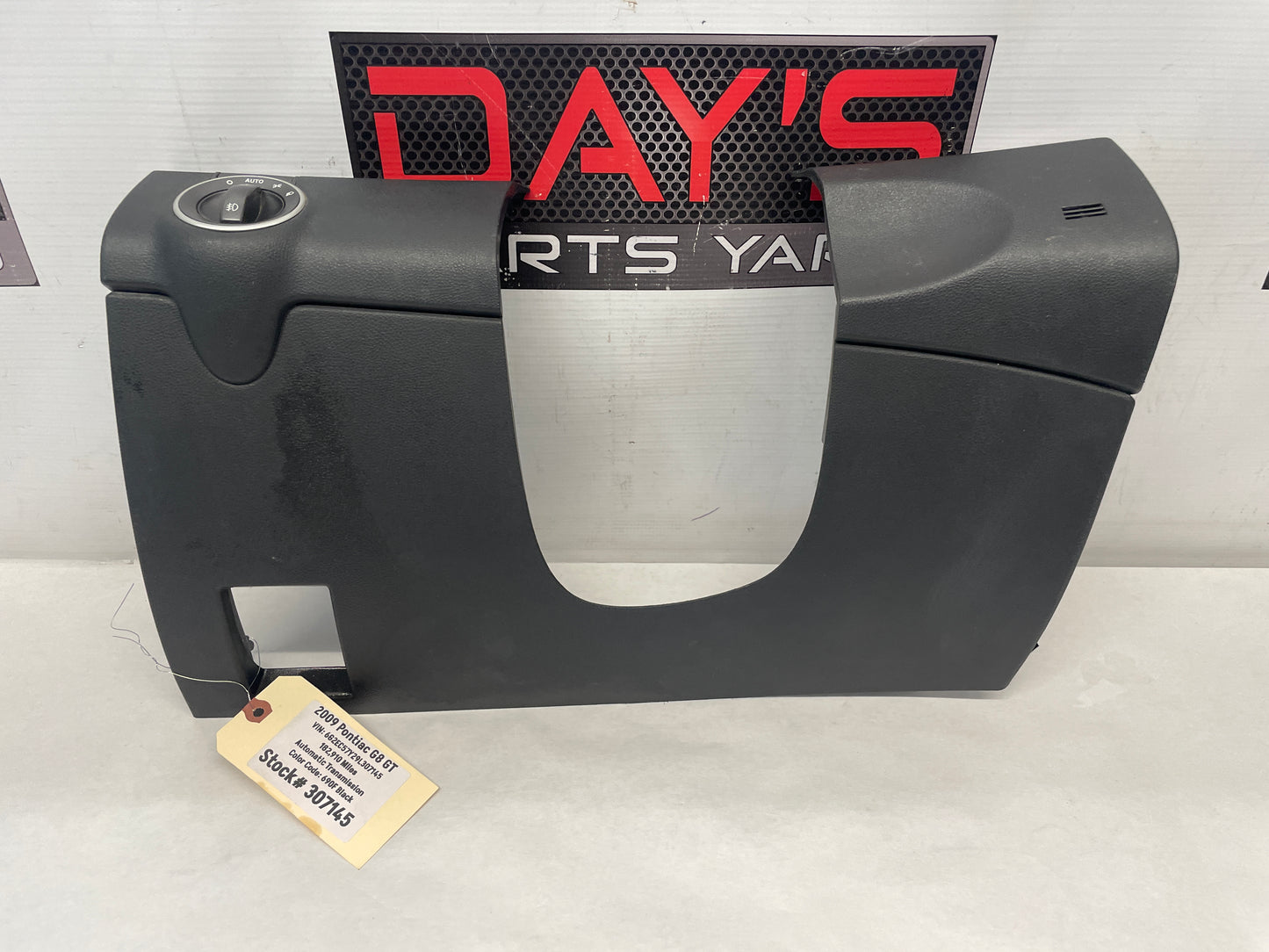 2009 Pontiac G8 GT LH Driver Knee Bolster Lower Dash Column Cover Trim Panel OEM - Day's Parts Yard
