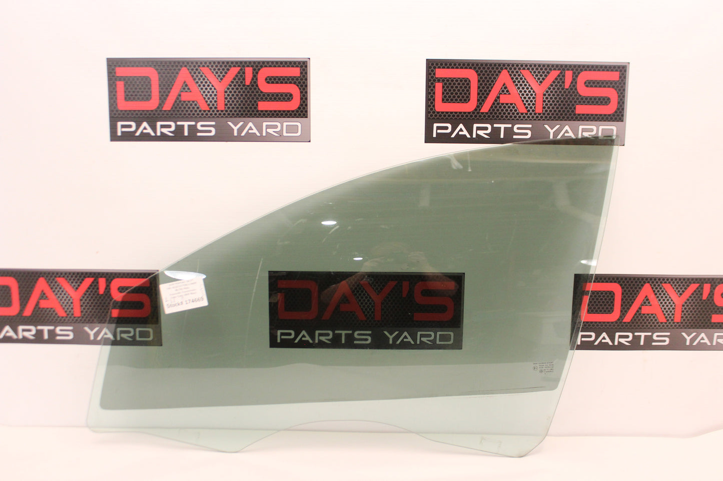 2009 Pontiac G8 GT Front LH Driver Door Window Glass OEM - Day's Parts Yard