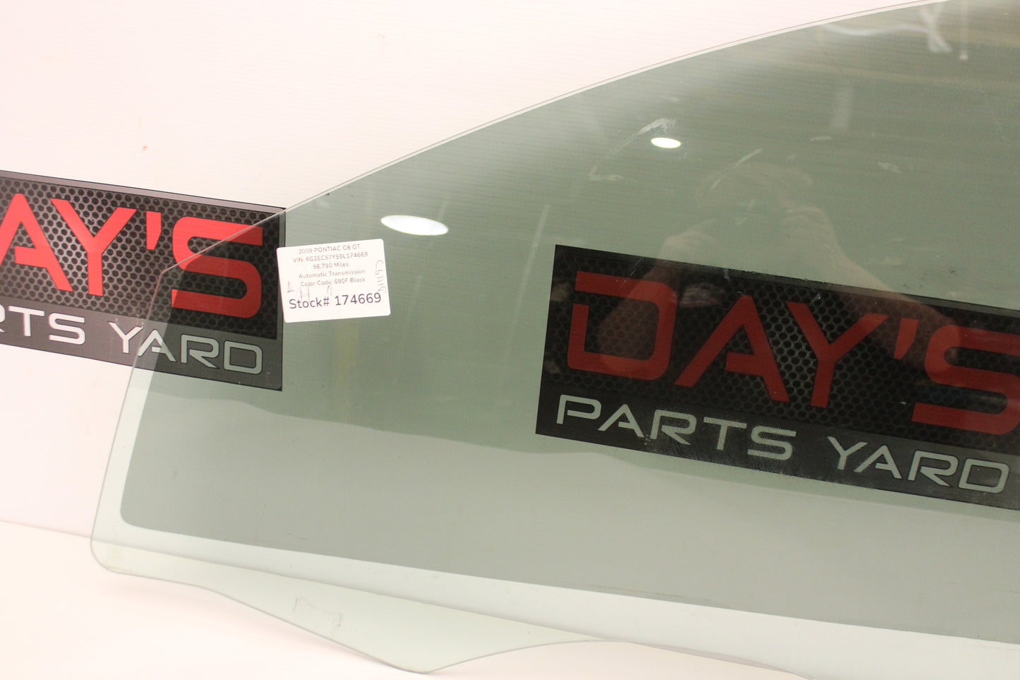 2009 Pontiac G8 GT Front LH Driver Door Window Glass OEM - Day's Parts Yard