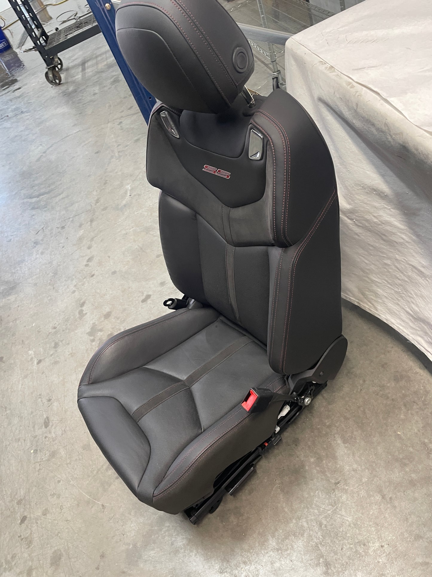 2014 Chevy SS Sedan Seats Fronts and Rears Black Leather Alcantara Suede OEM - Day's Parts Yard