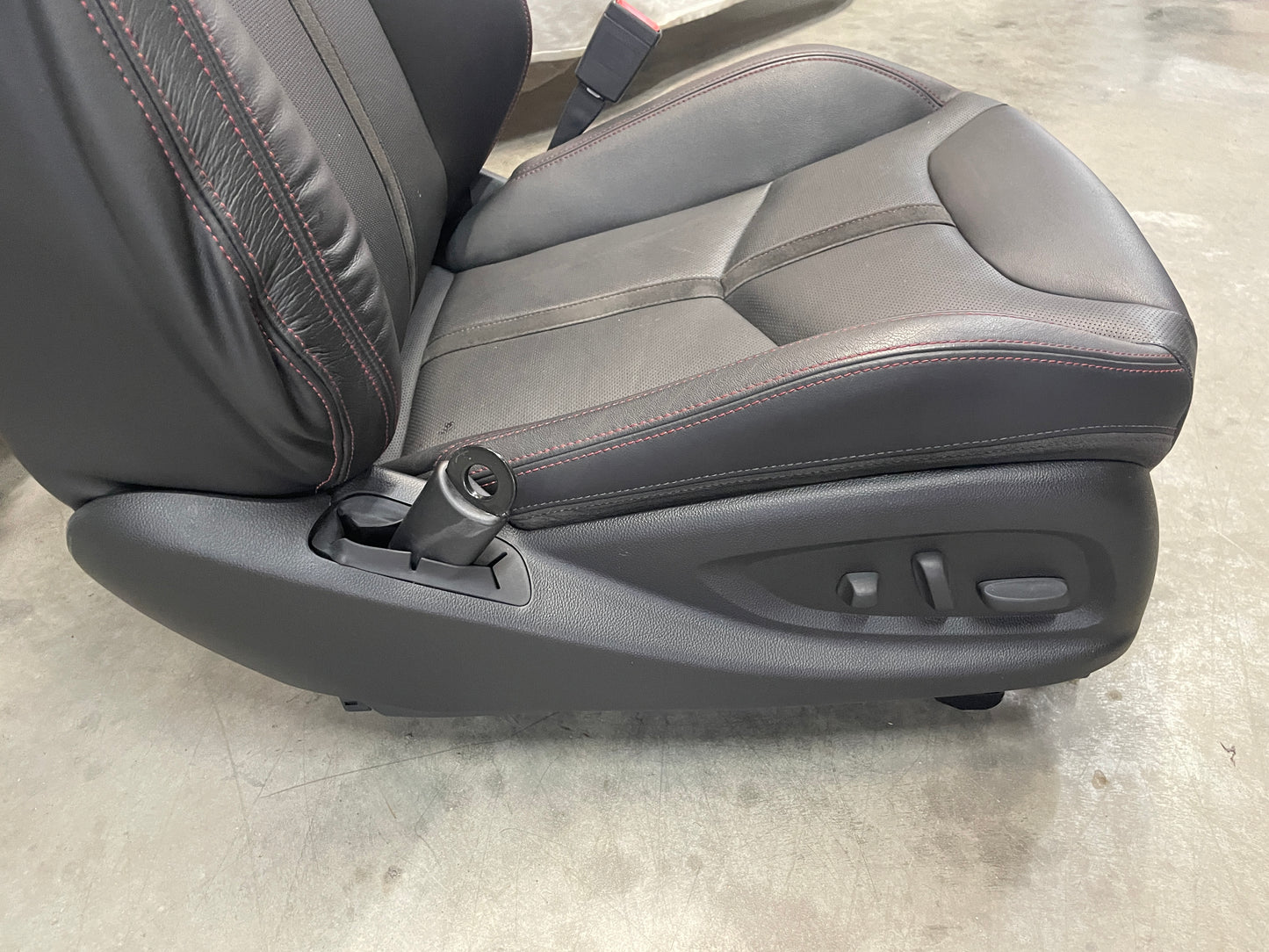 2014 Chevy SS Sedan Seats Fronts and Rears Black Leather Alcantara Suede OEM - Day's Parts Yard