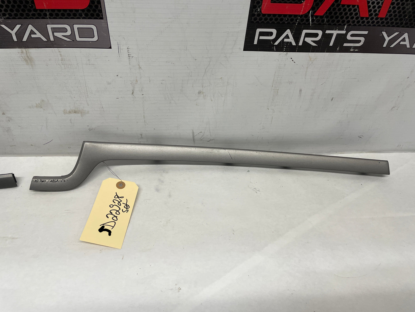 2013 Chevy Caprice PPV RH & LH Dash Trim Molding Applique OEM - Day's Parts Yard
