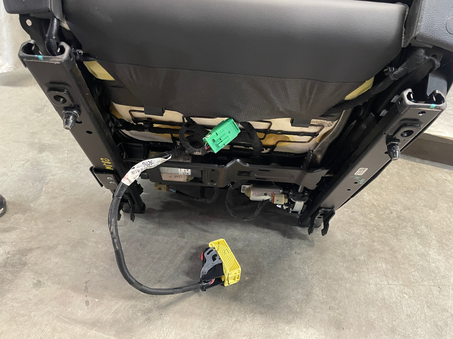 2014 Chevy SS Sedan Seats Fronts and Rears Black Leather Alcantara Suede OEM - Day's Parts Yard