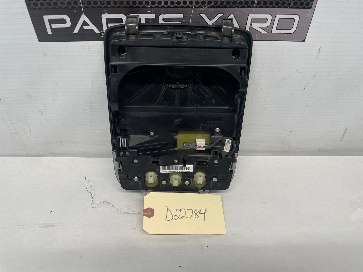 2009 Pontiac G8 GT Over Head Console Roof Dome Light Sunroof Switch Assembly OEM - Day's Parts Yard