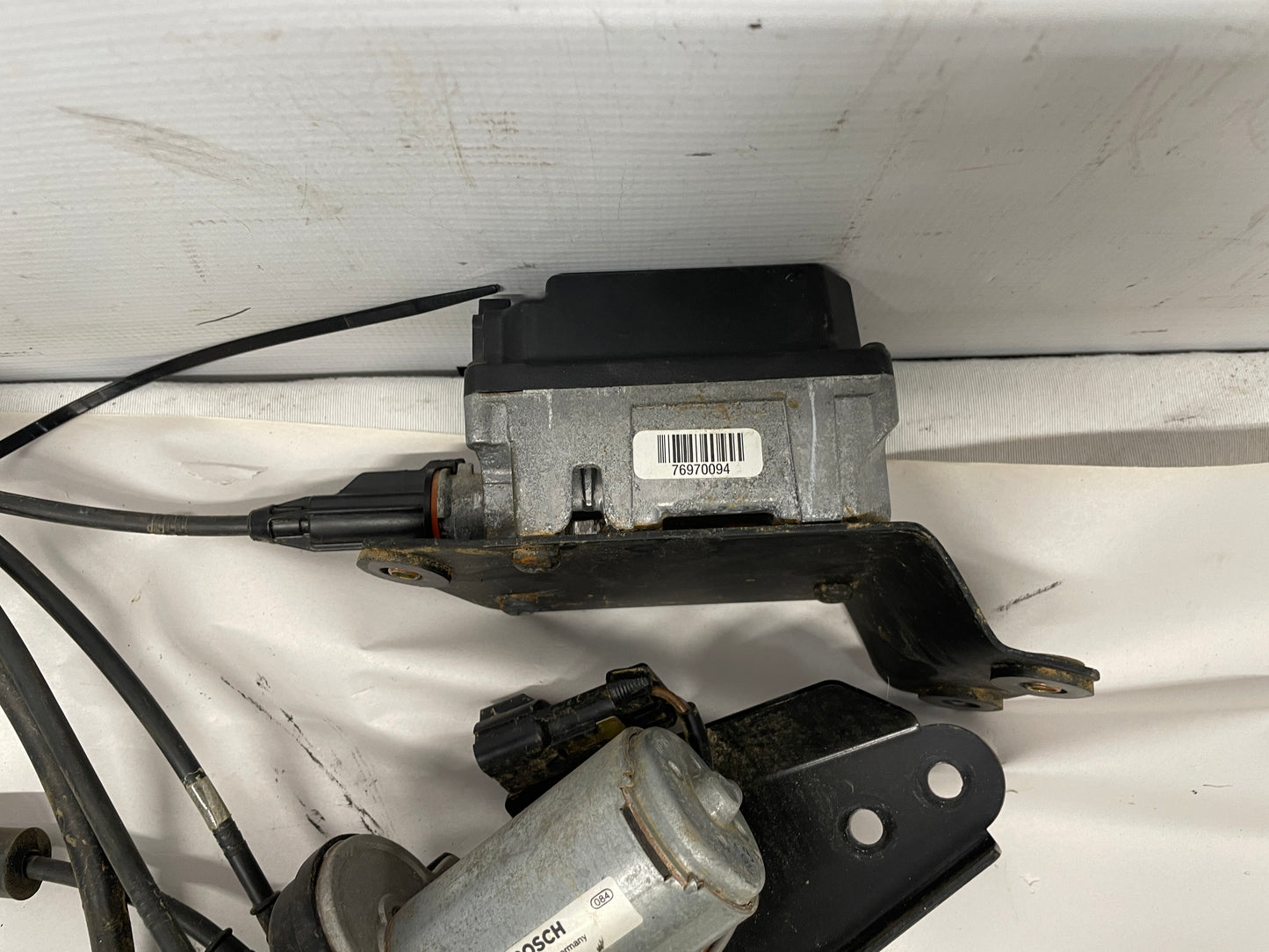 2004 Pontiac GTO Cruise Control Module Assembly - Day's Parts Yard