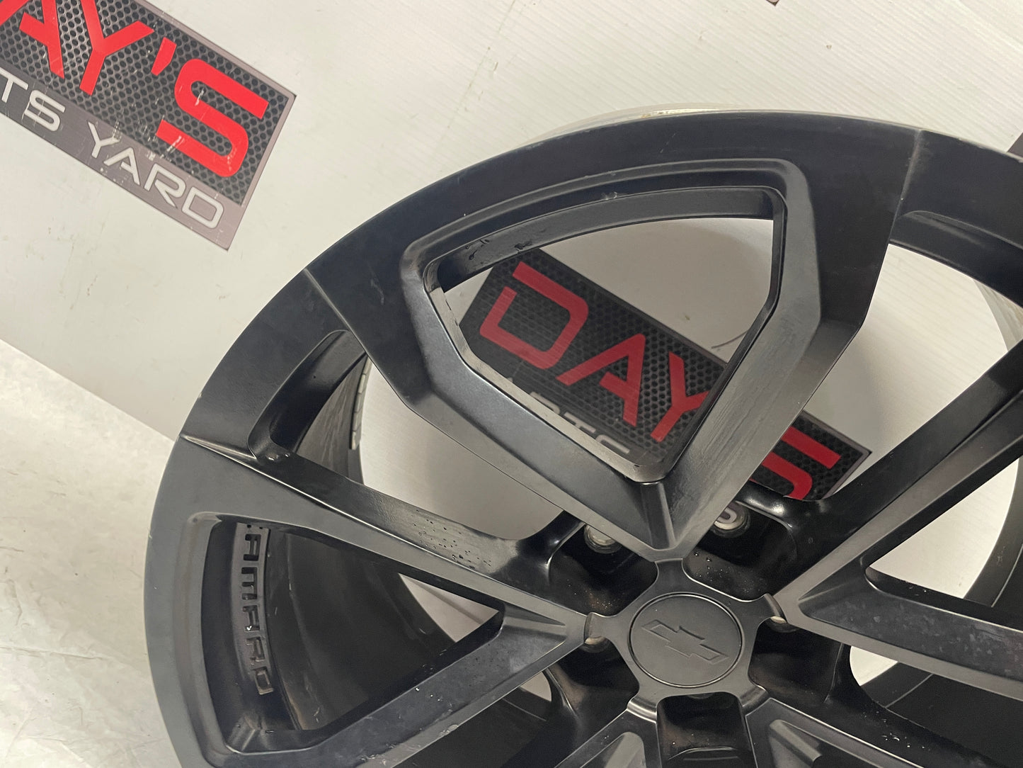 2014 Chevy Camaro SS 1LE Front Wheel 20X10 OEM - Day's Parts Yard