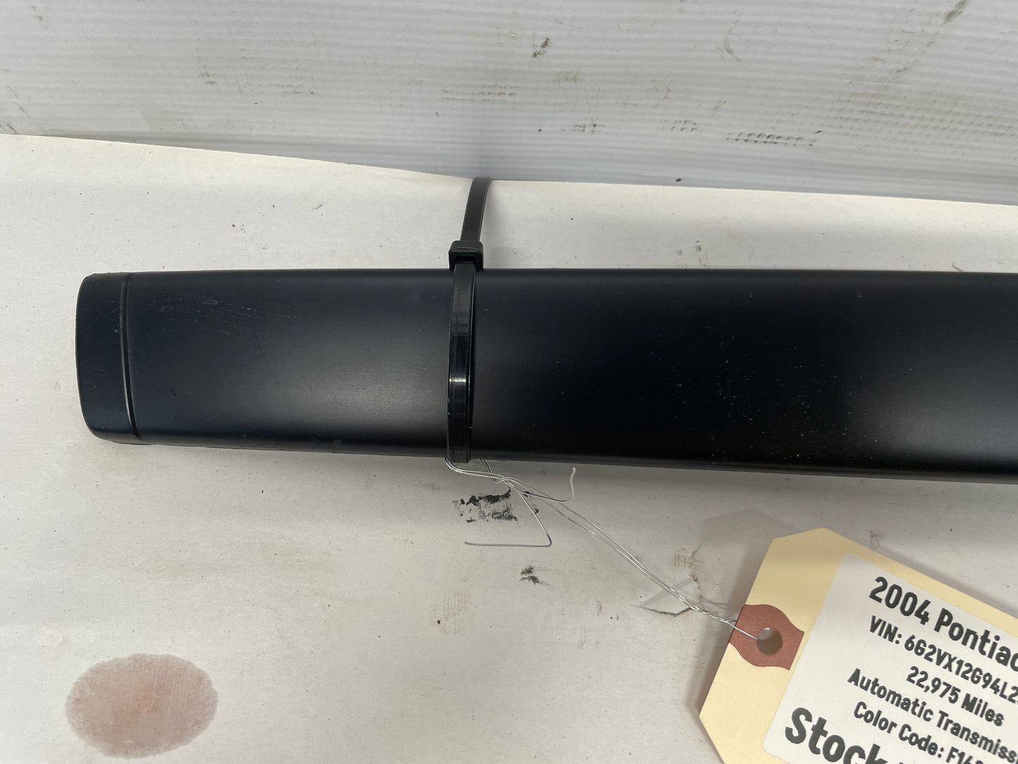 2004 Pontiac GTO LH Driver Exterior B Pillar Window Trim Cover OEM - Day's Parts Yard