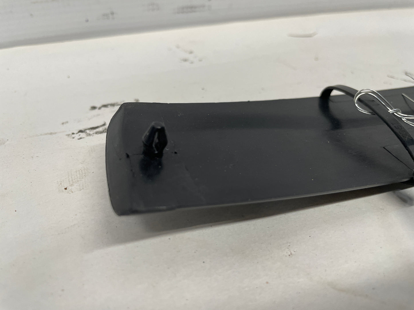 2004 Pontiac GTO LH Driver Exterior B Pillar Window Trim Cover OEM - Day's Parts Yard