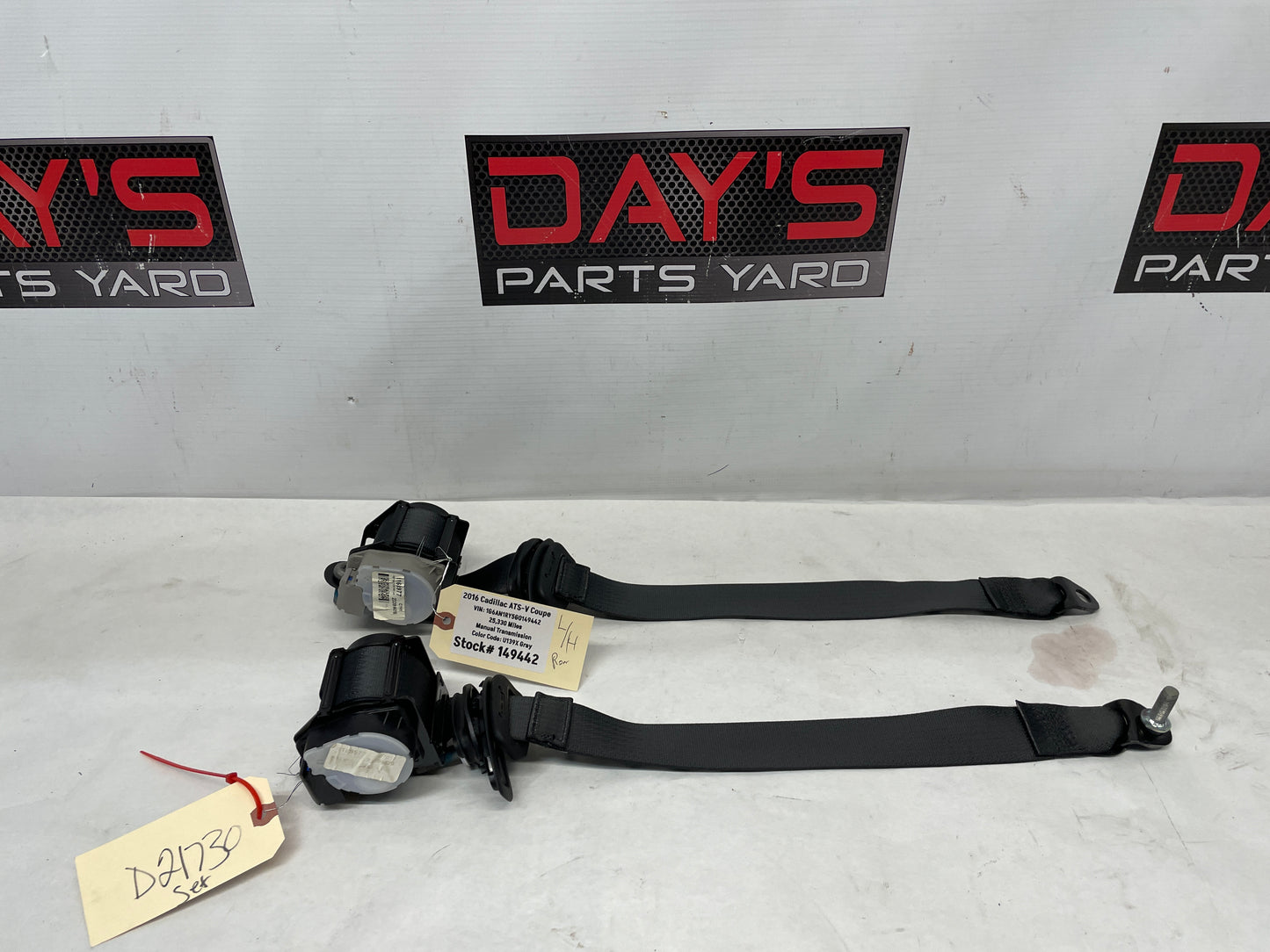 2016 Cadillac ATS-V Coupe RH Passenger Quarter Window Interior C Pillar Trim OEM - Day's Parts Yard