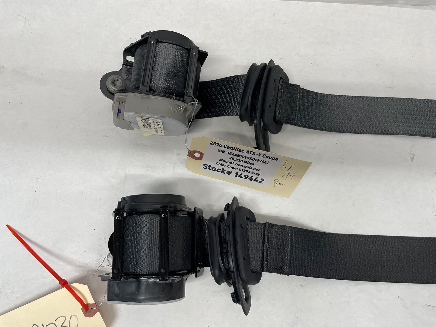2016 Cadillac ATS-V Coupe RH & LH Rear Seat Belt Seatbelt Retractor OEM - Day's Parts Yard