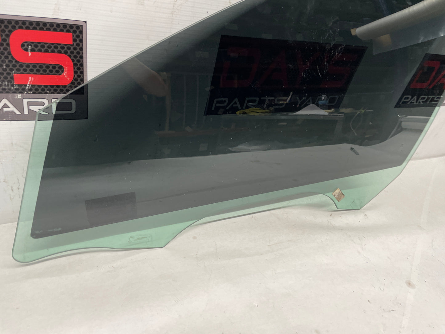 2013 Chevy Caprice PPV LH Driver Front Door Window Glass OEM - Day's Parts Yard