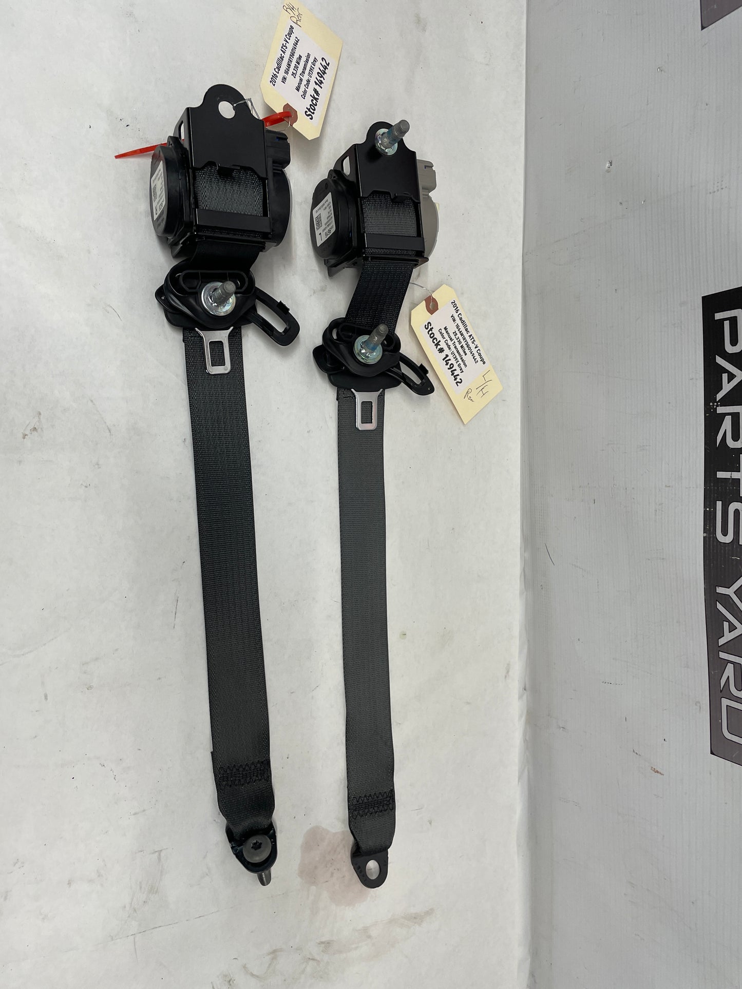 2016 Cadillac ATS-V Coupe RH & LH Rear Seat Belt Seatbelt Retractor OEM - Day's Parts Yard