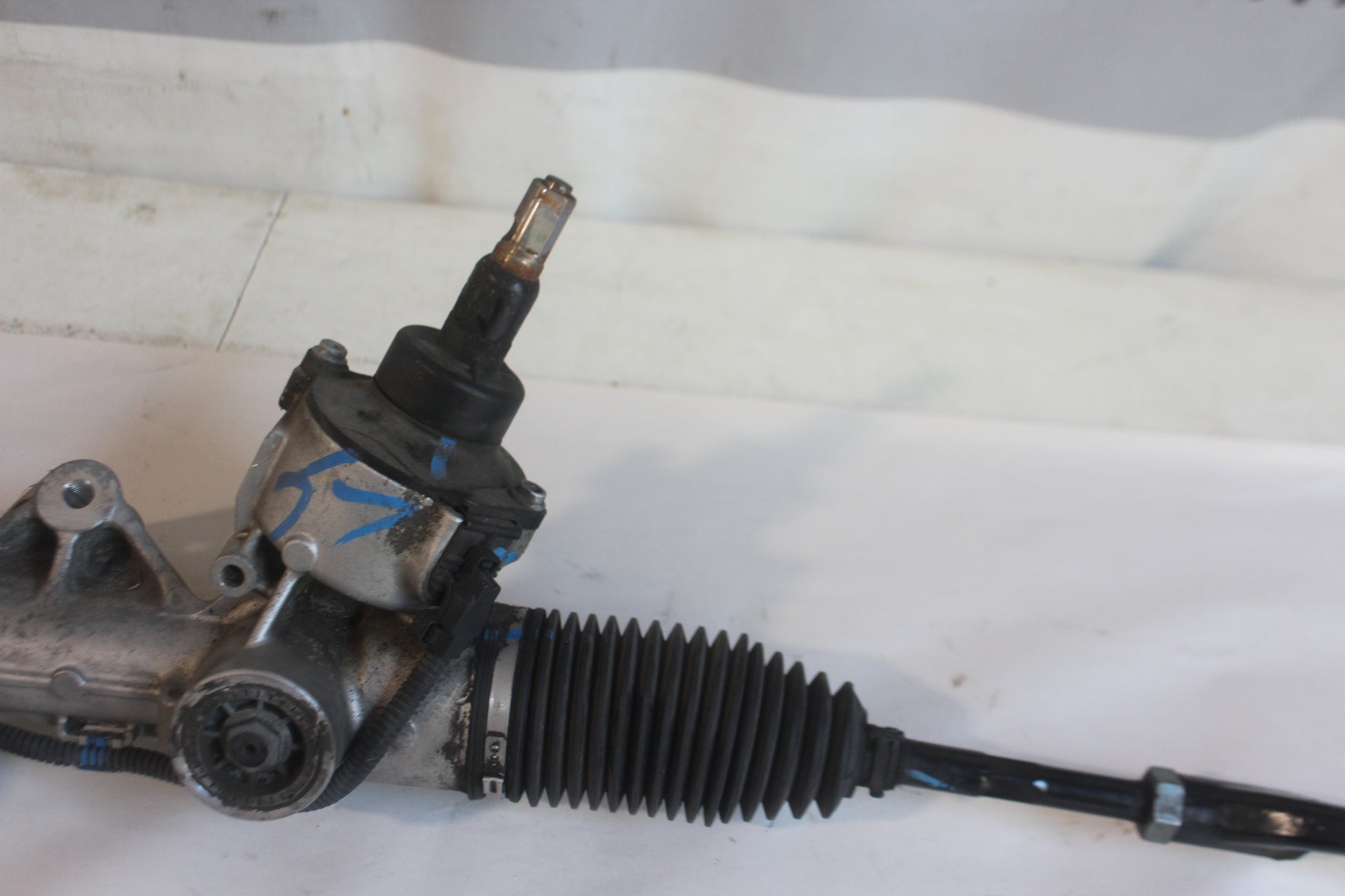 2018 Chevy Camaro ZL1 1LE Power Steering Rack and Pinion OEM - Day's Parts Yard