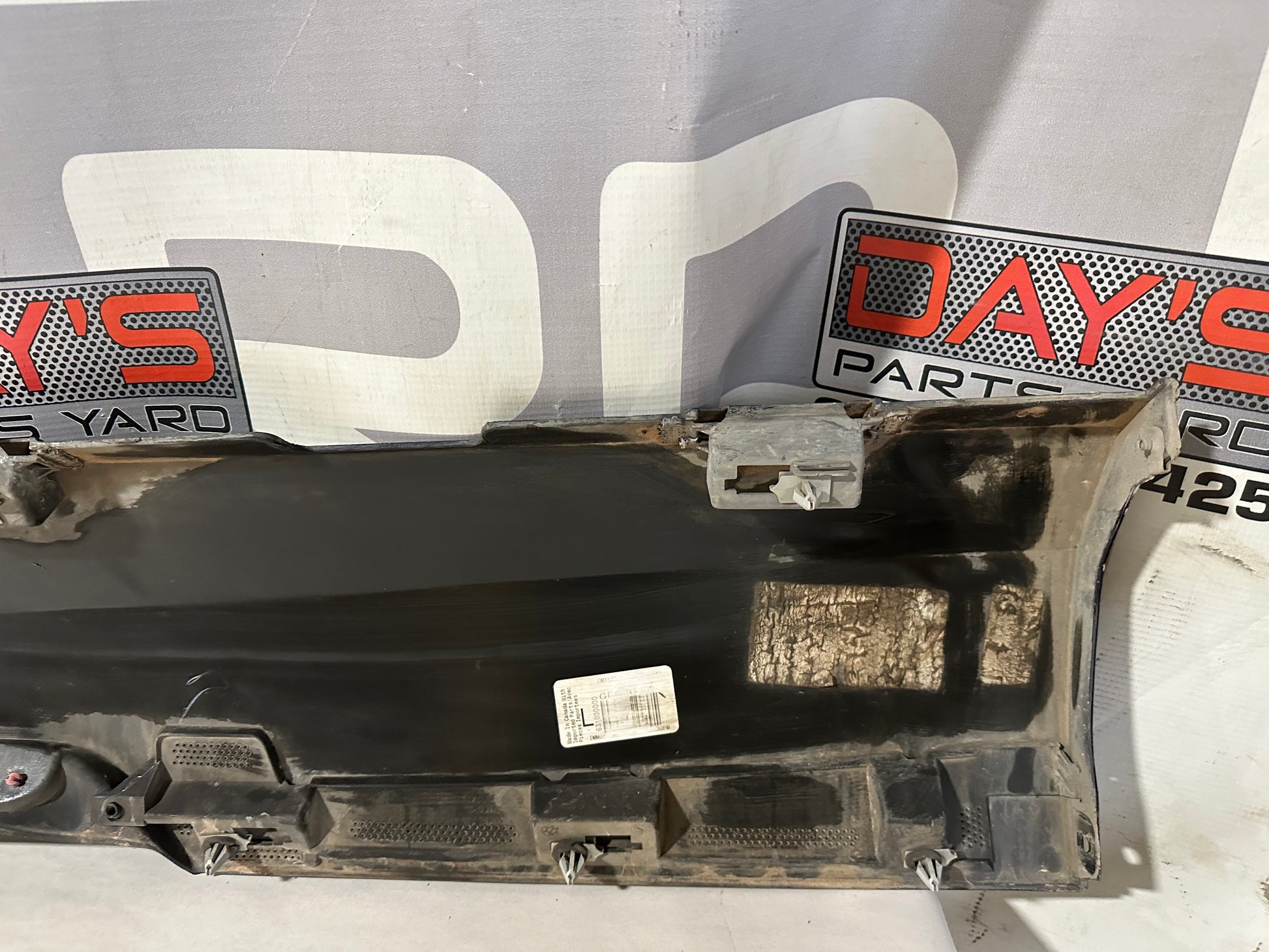 2012 Chevy Camaro SS LH Driver Rocker Molding Trim OEM - Day's Parts Yard