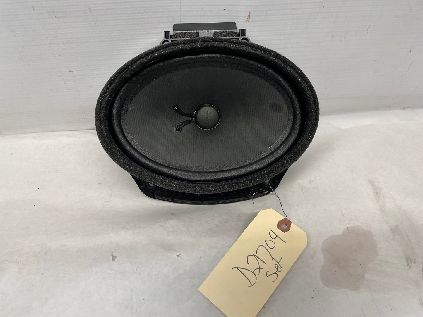 2016 Cadillac ATS-V Coupe RH & LH Front Door Bose Speakers OEM - Day's Parts Yard