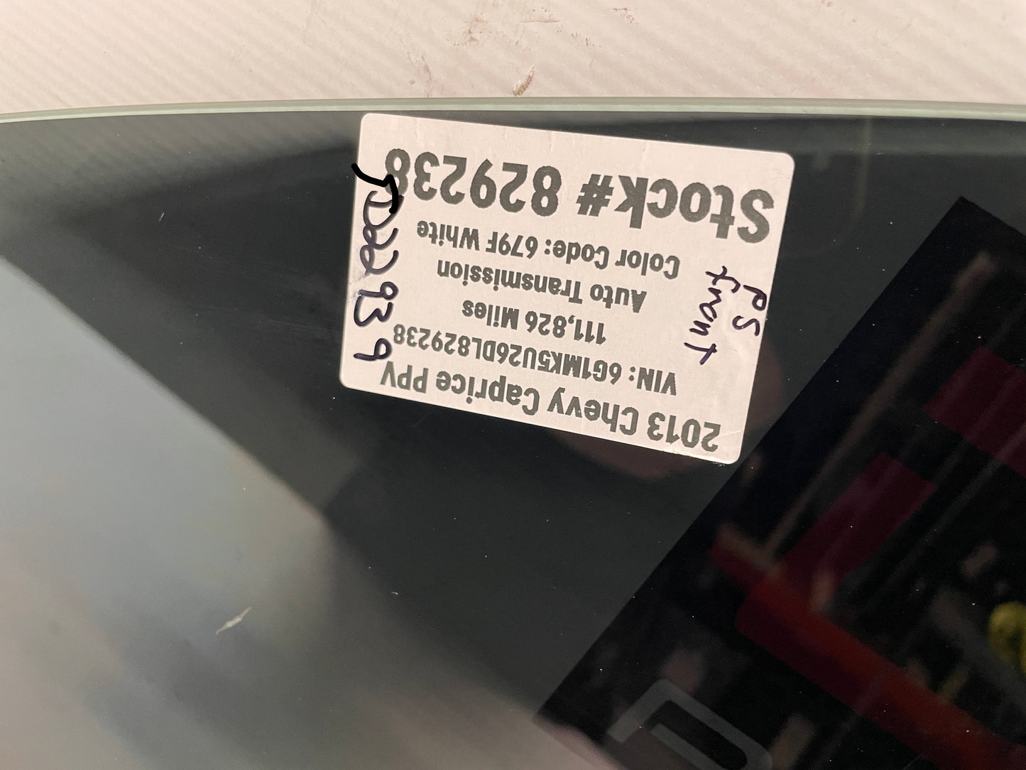 2013 Chevy Caprice PPV RH Passenger Front Door Window Glass OEM - Day's Parts Yard