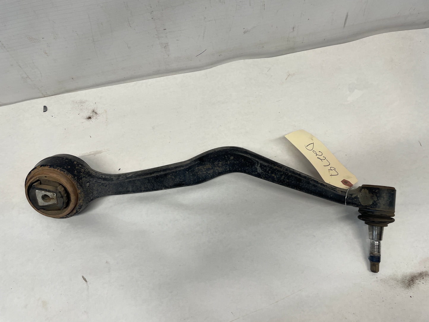 2009 Pontiac G8 GT LH Driver Front Suspension Lower Control Arm OEM - Day's Parts Yard