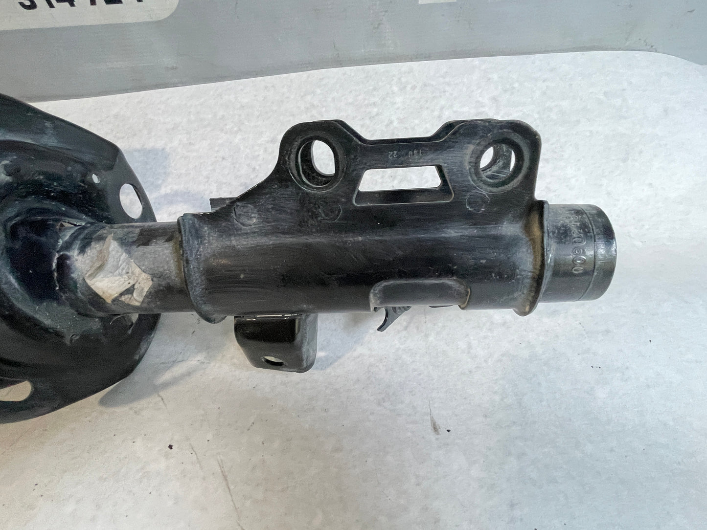 2022 Chevy Camaro SS Front RH Passenger Strut Assembly OEM - Day's Parts Yard