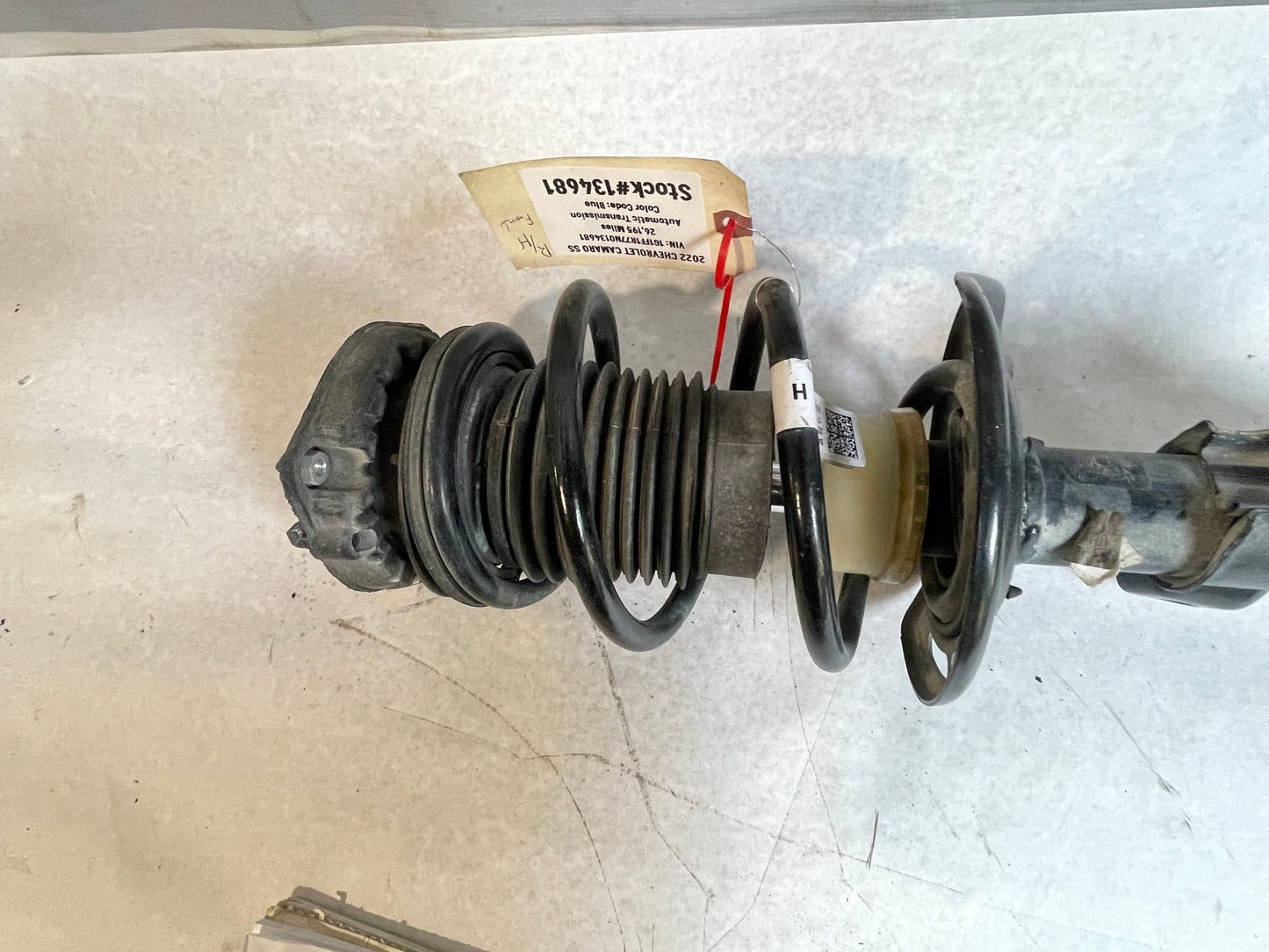 2022 Chevy Camaro SS Front RH Passenger Strut Assembly OEM - Day's Parts Yard