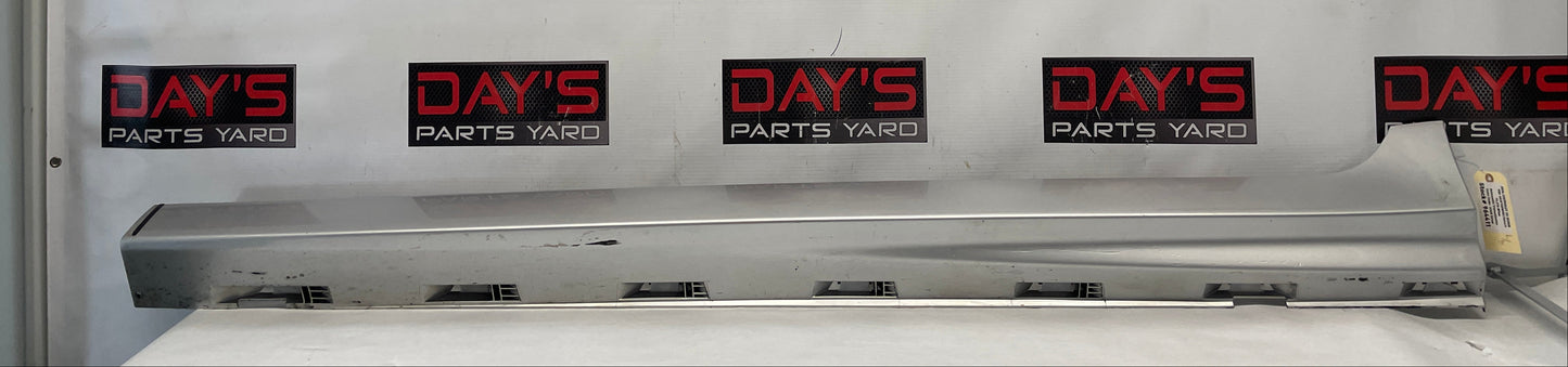 2014 Chevy SS Sedan LH Driver Rocker Molding Side Skirt Panel Trim OEM - Day's Parts Yard