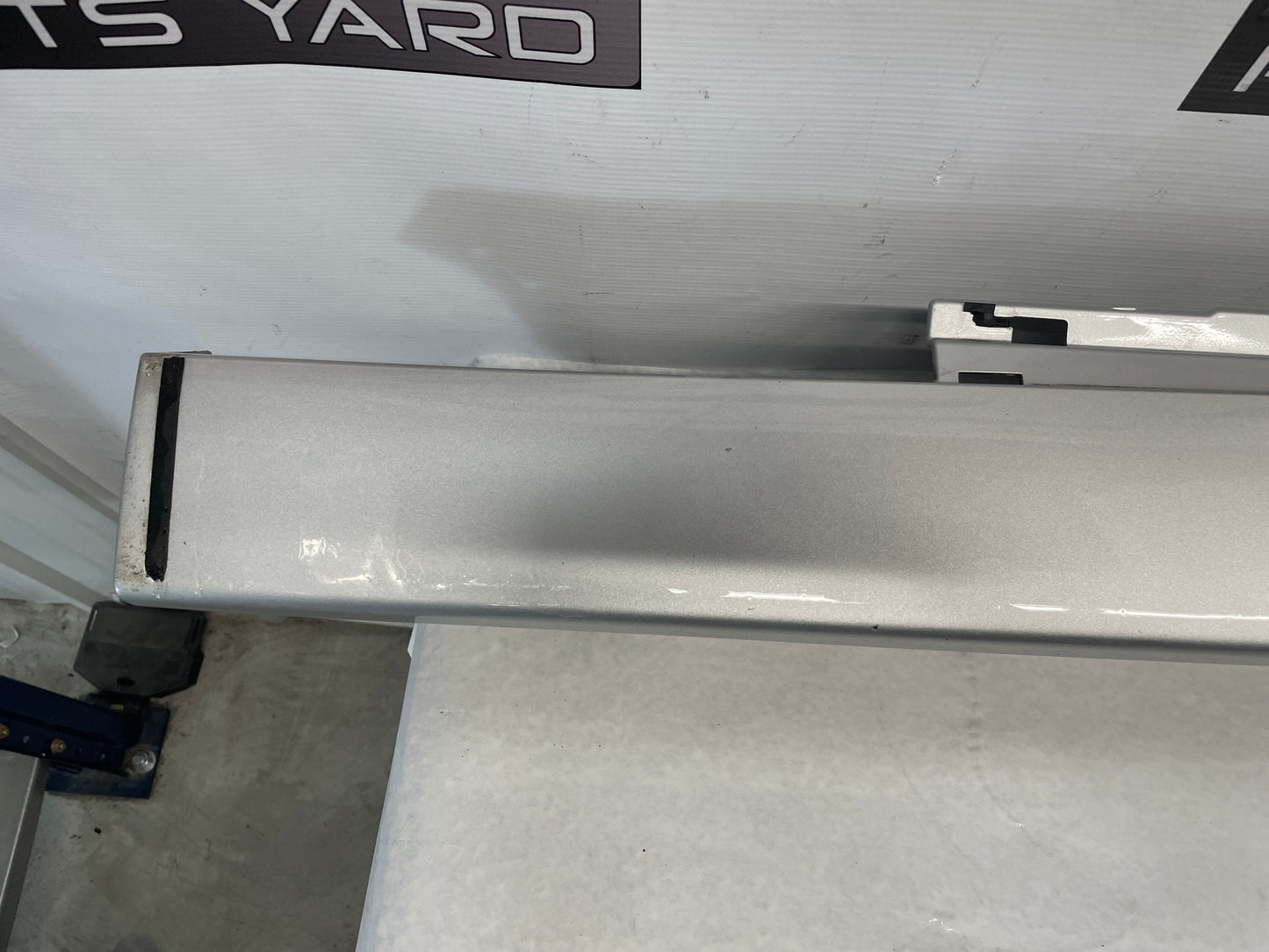 2014 Chevy SS Sedan LH Driver Rocker Molding Side Skirt Panel Trim OEM - Day's Parts Yard