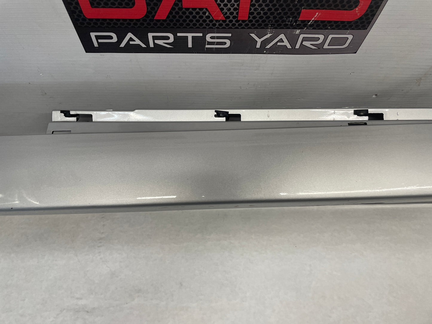2014 Chevy SS Sedan LH Driver Rocker Molding Side Skirt Panel Trim OEM - Day's Parts Yard