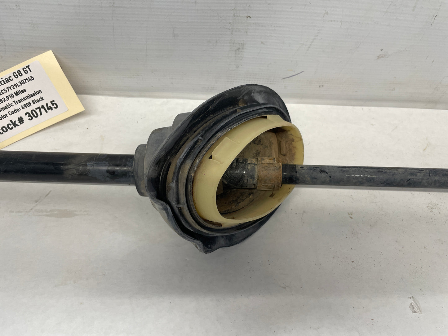 2009 Pontiac G8 GT Steering Column Prop Intermediate Shaft OEM - Day's Parts Yard