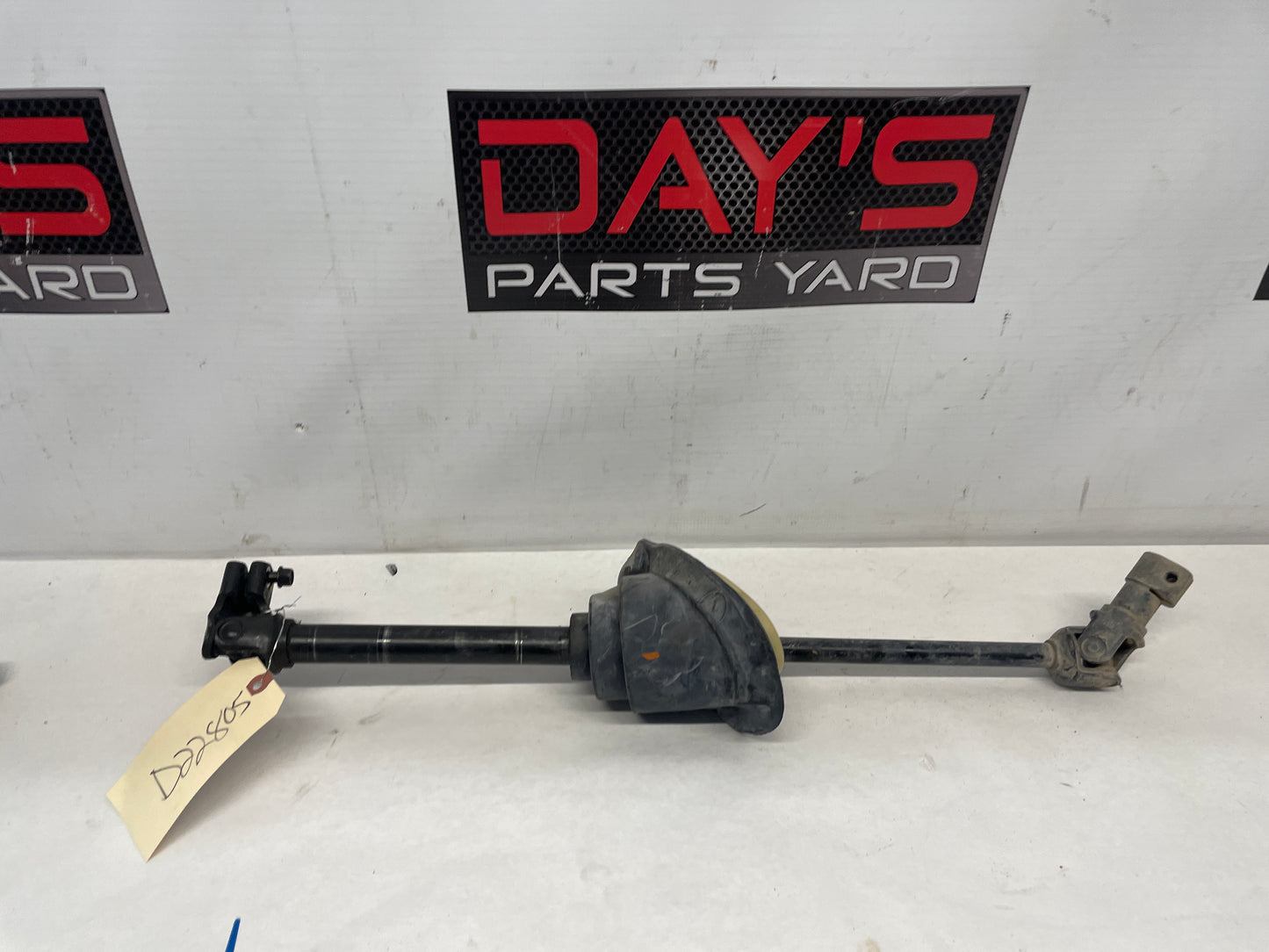 2009 Pontiac G8 GT Steering Column Prop Intermediate Shaft OEM - Day's Parts Yard
