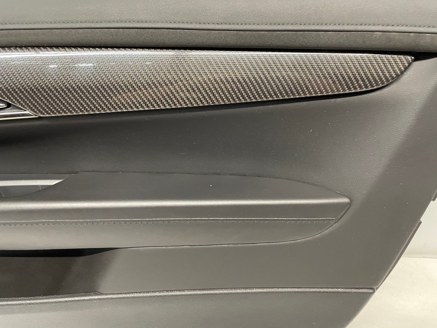 2016 Cadillac ATS-V Coupe RH Passenger Front Interior Door Card Panel Trim OEM - Day's Parts Yard