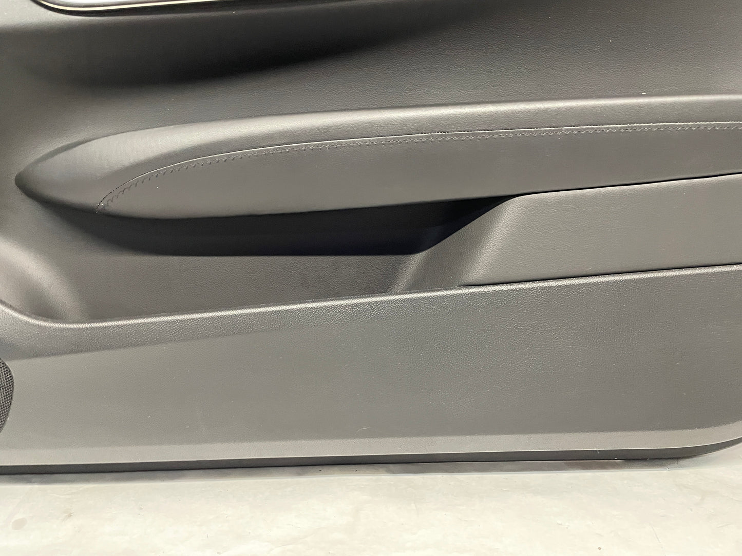 2016 Cadillac ATS-V Coupe RH Passenger Front Interior Door Card Panel Trim OEM - Day's Parts Yard