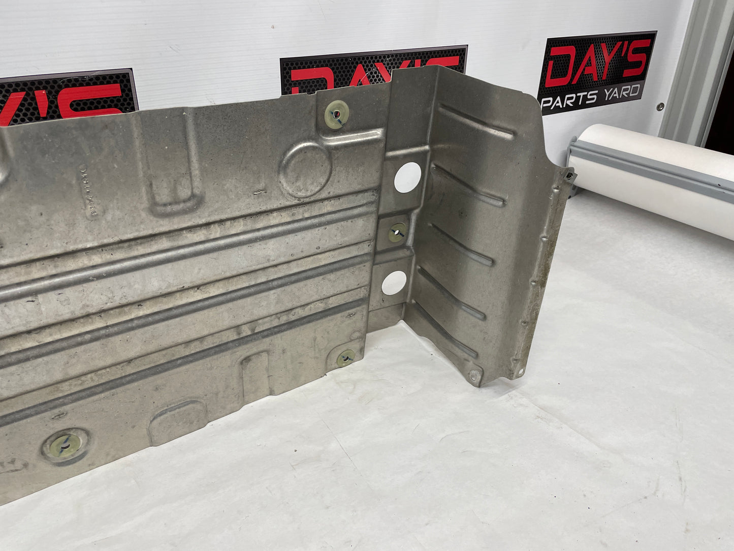 2016 Cadillac ATS-V Coupe Rear Body Exhaust Heat Shield OEM - Day's Parts Yard