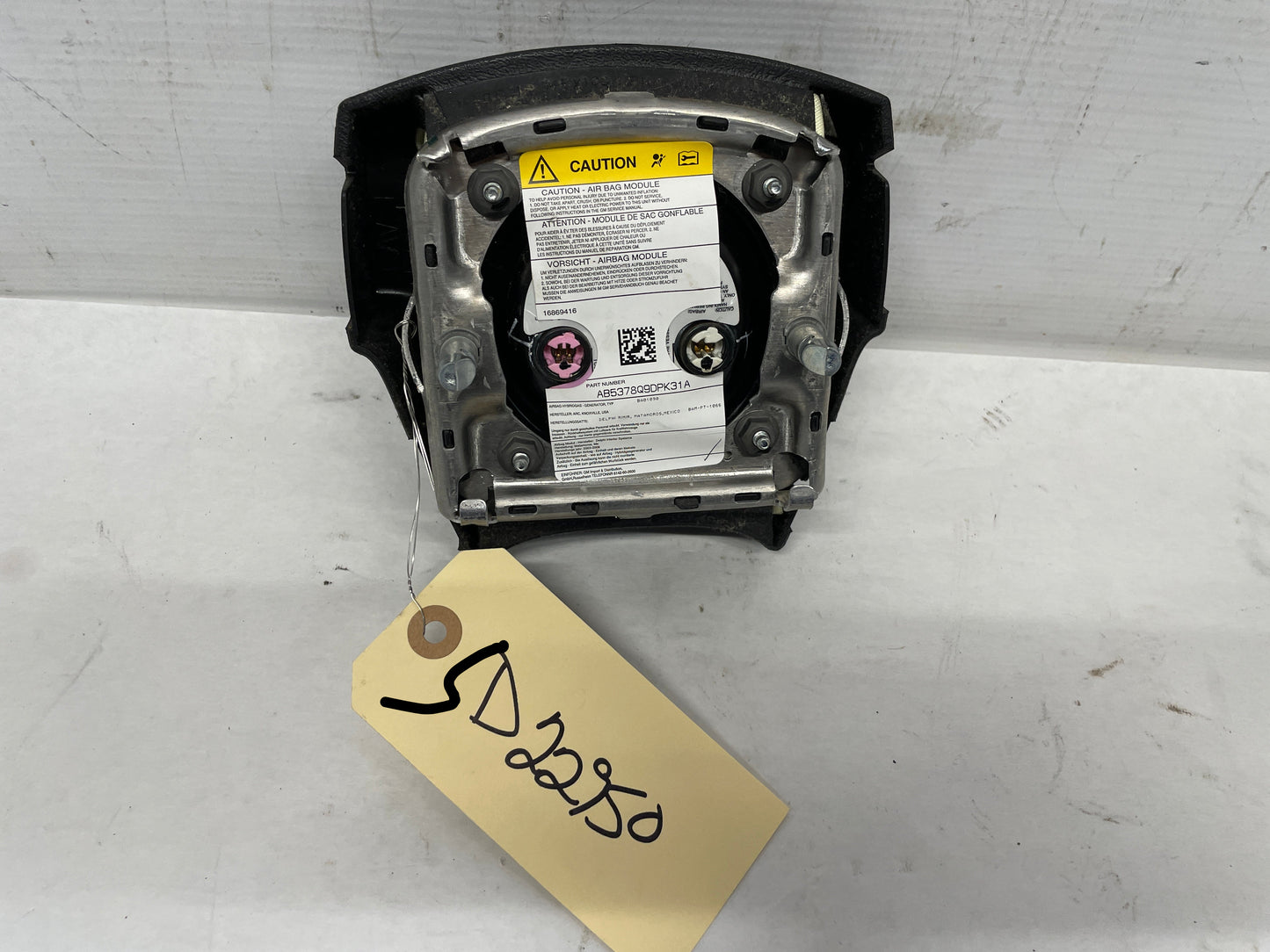 2004 GMC Sierra K1500 Steering Wheel Airbag Air Bag OEM - Day's Parts Yard