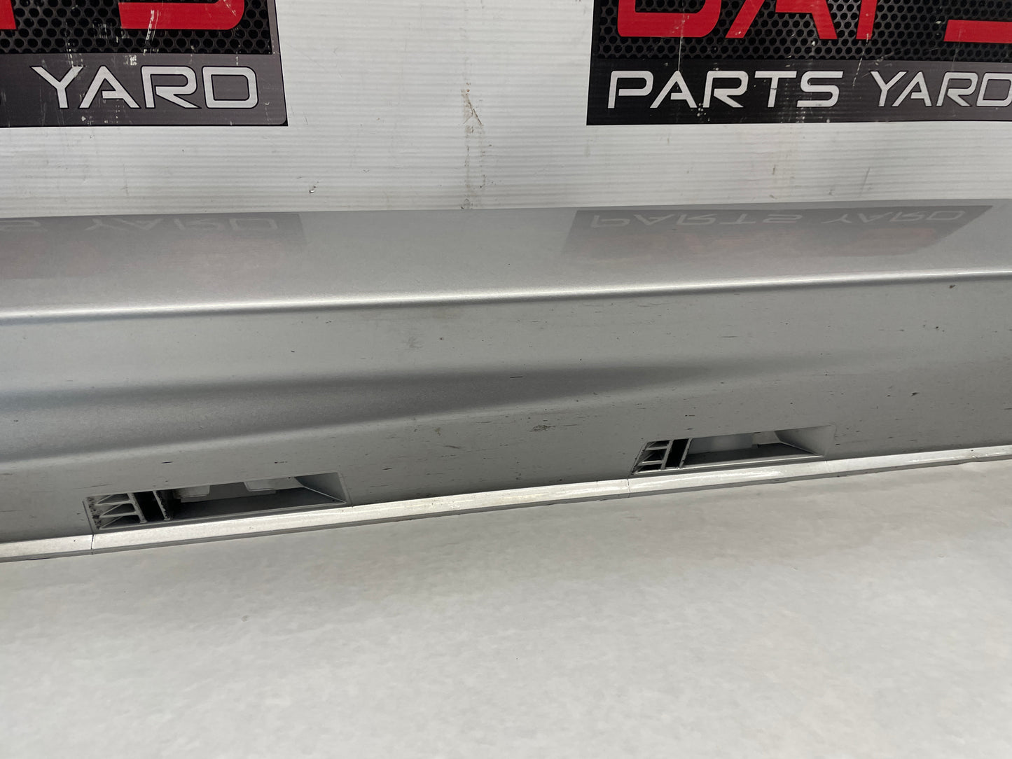 2014 Chevy SS Sedan RH Passenger Rocker Molding Side Skirt Panel Trim OEM - Day's Parts Yard