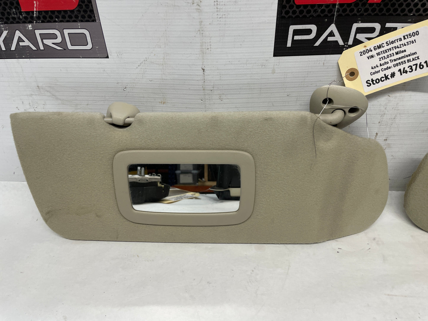2004 GMC Sierra K1500 RH & LH Sunvisor Sun Visor Shade w/ Clips OEM - Day's Parts Yard