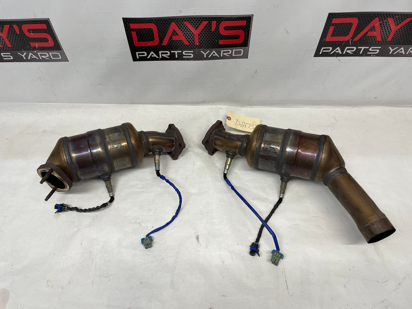 2016 Cadillac ATS-V Coupe RH & LH Exhaust Catalytic Converters OEM - Day's Parts Yard